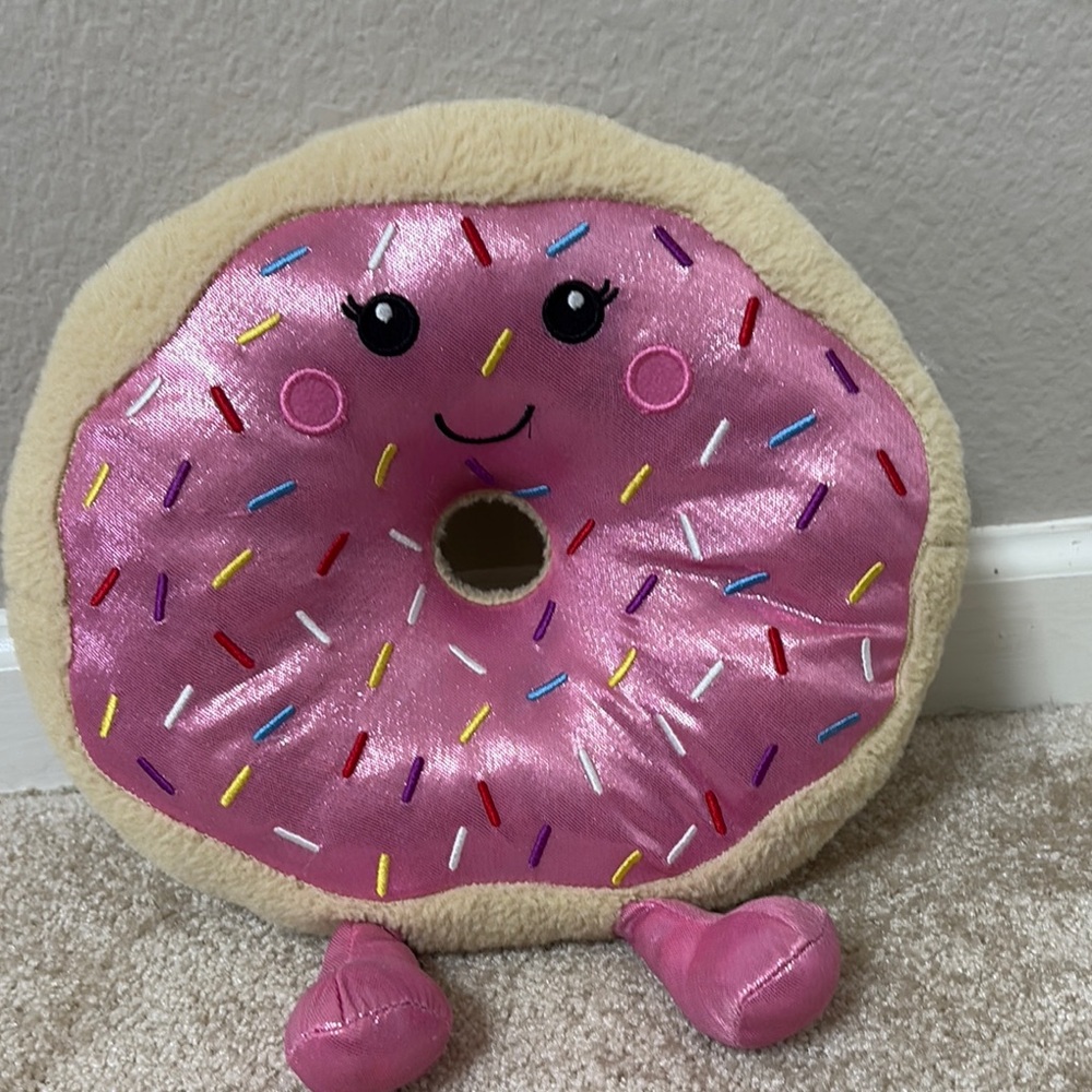 YuMe Original Pink Donut Plush